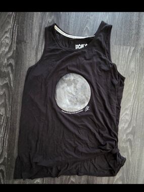 Peace Love World Moon Graphic Tank Top Black Size S Soft Casual